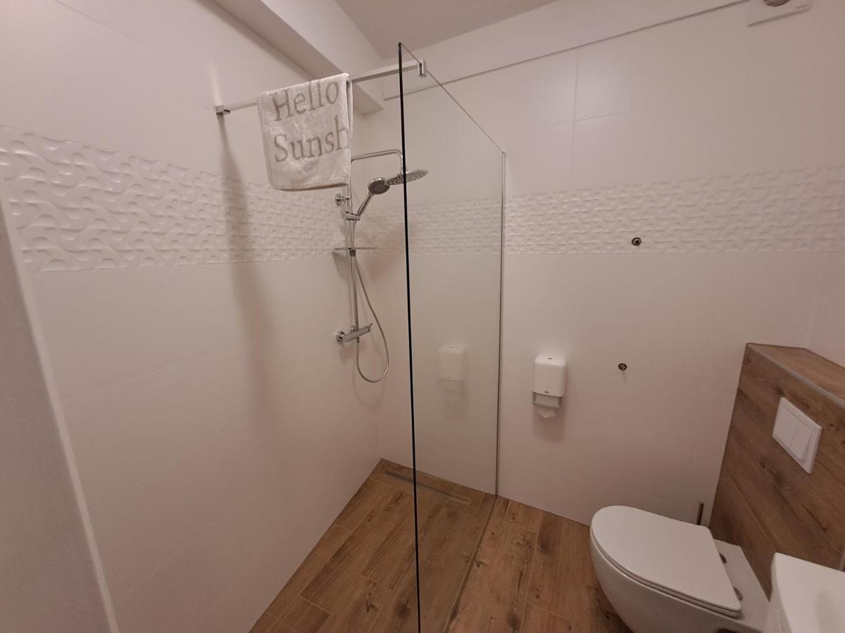 Sobe Mamalu Bed & Breakfast Valun Bagian luar foto