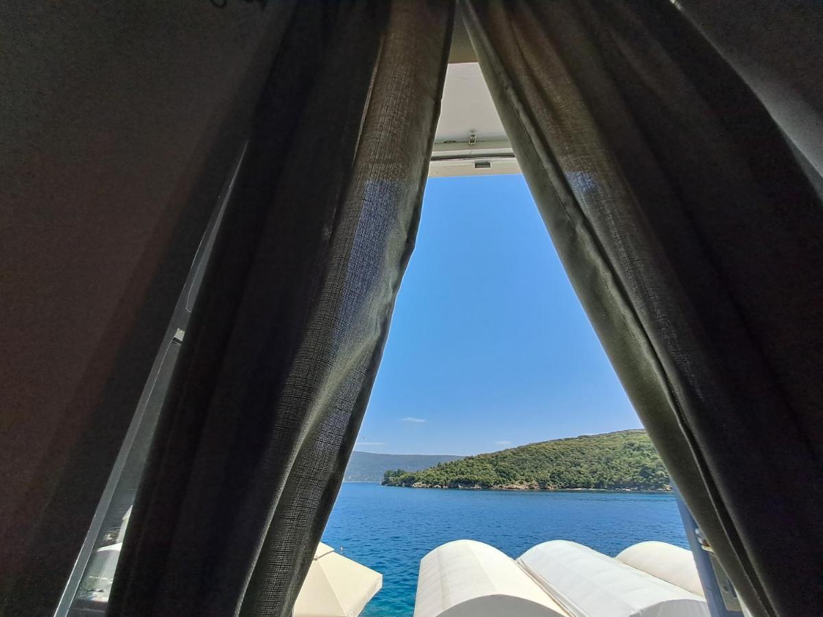 Sobe Mamalu Bed & Breakfast Valun Bagian luar foto